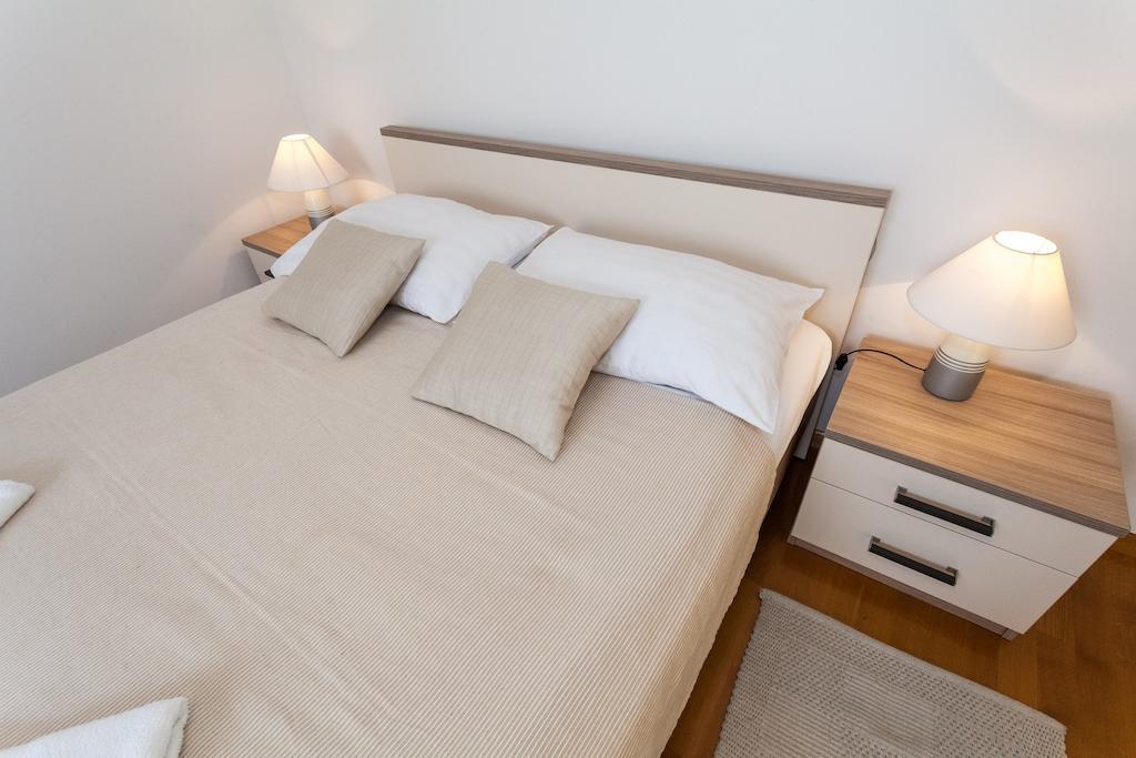 Beach Apartments Rafael Zadar Rum bild