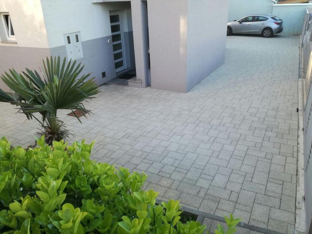 Beach Apartments Rafael Zadar Exteriör bild
